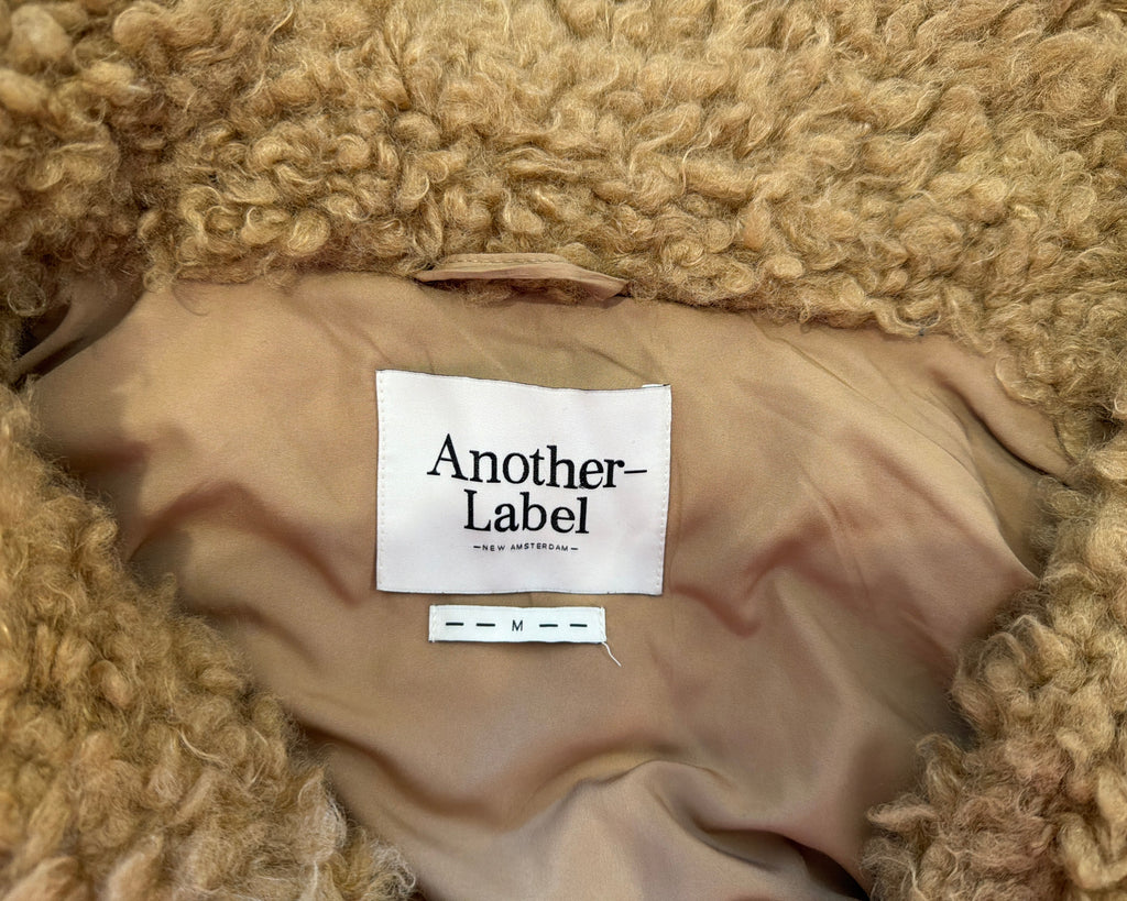 ANOTHER LABEL TEDDY JACKET