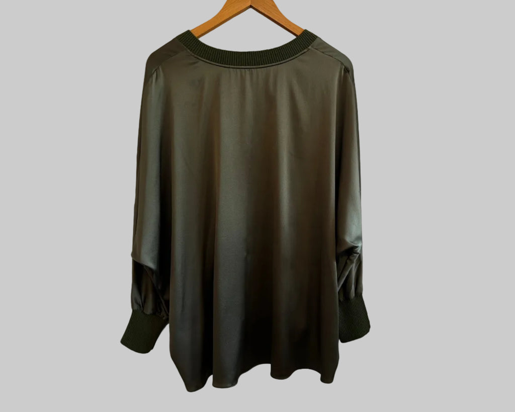 HERZEN’S ANGELEGENHEIT SILK TOP