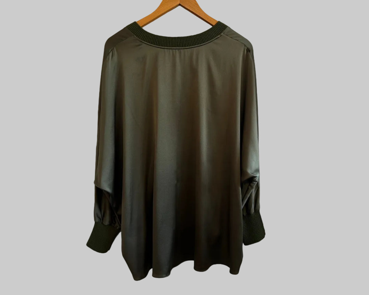 HERZEN’S ANGELEGENHEIT SILK TOP