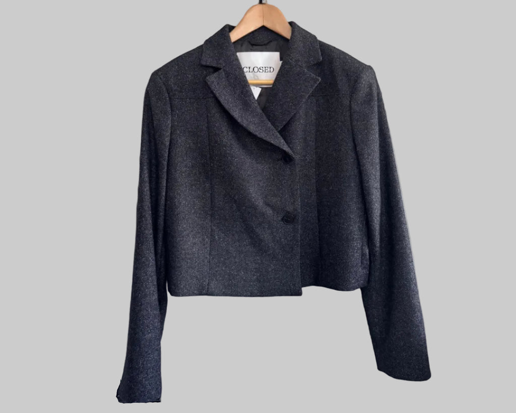 CLOSED DARK CROPPED BLAZER