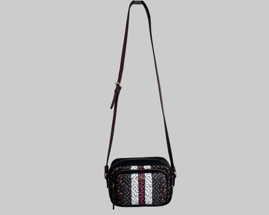 BURBERRY CROSSBODY - NEW
