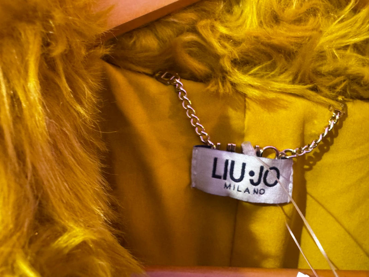 LIU JO CURLY FAUX FUR COAT