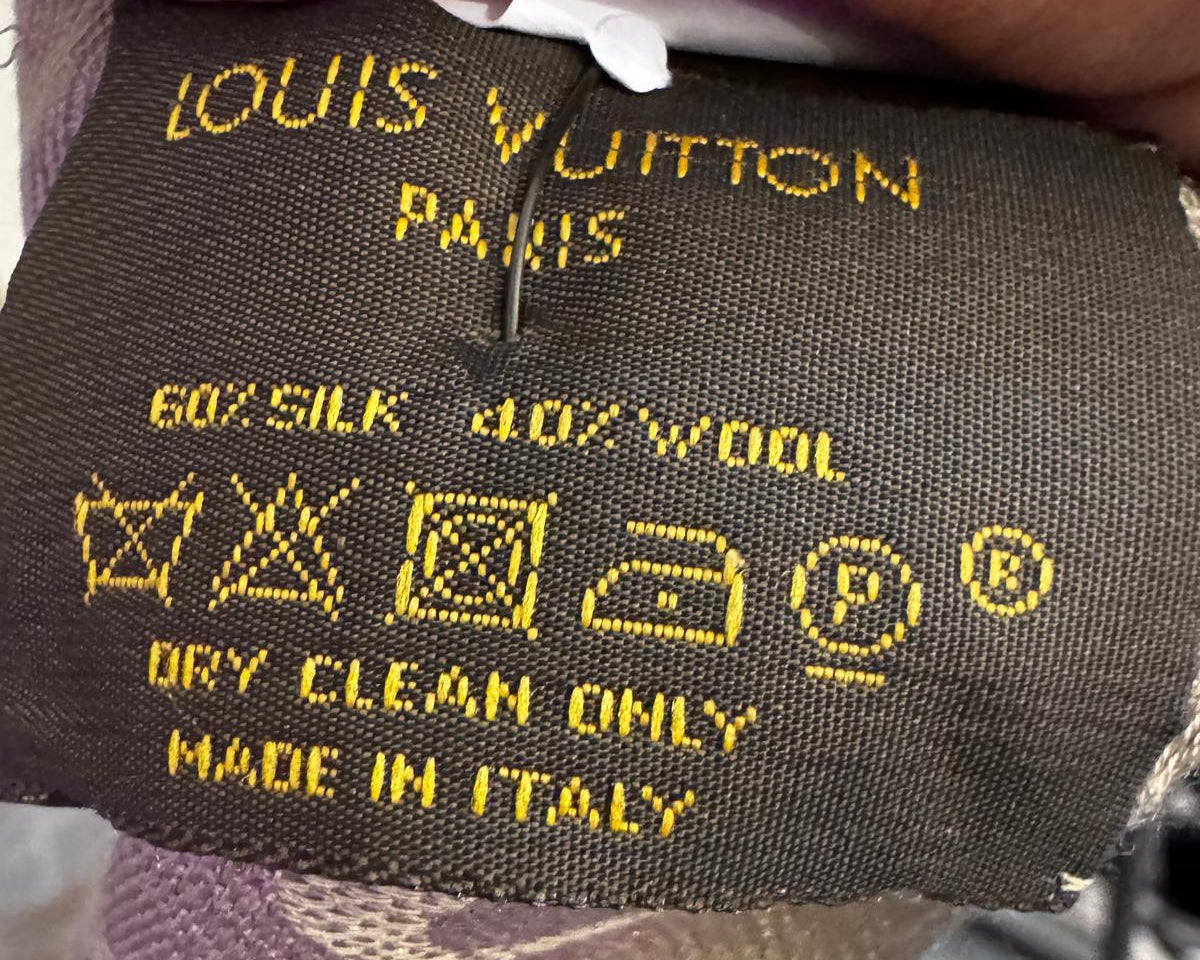 LOUIS VUITTON MONOGRAM SHAWL