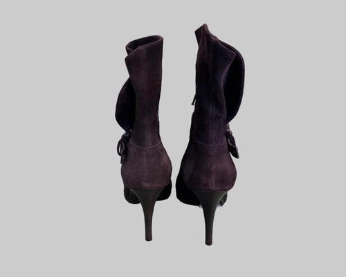 AB DONKERS SUEDE ANKLE BOOTS