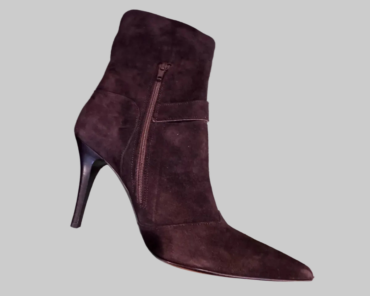 AB DONKERS SUEDE ANKLE BOOTS
