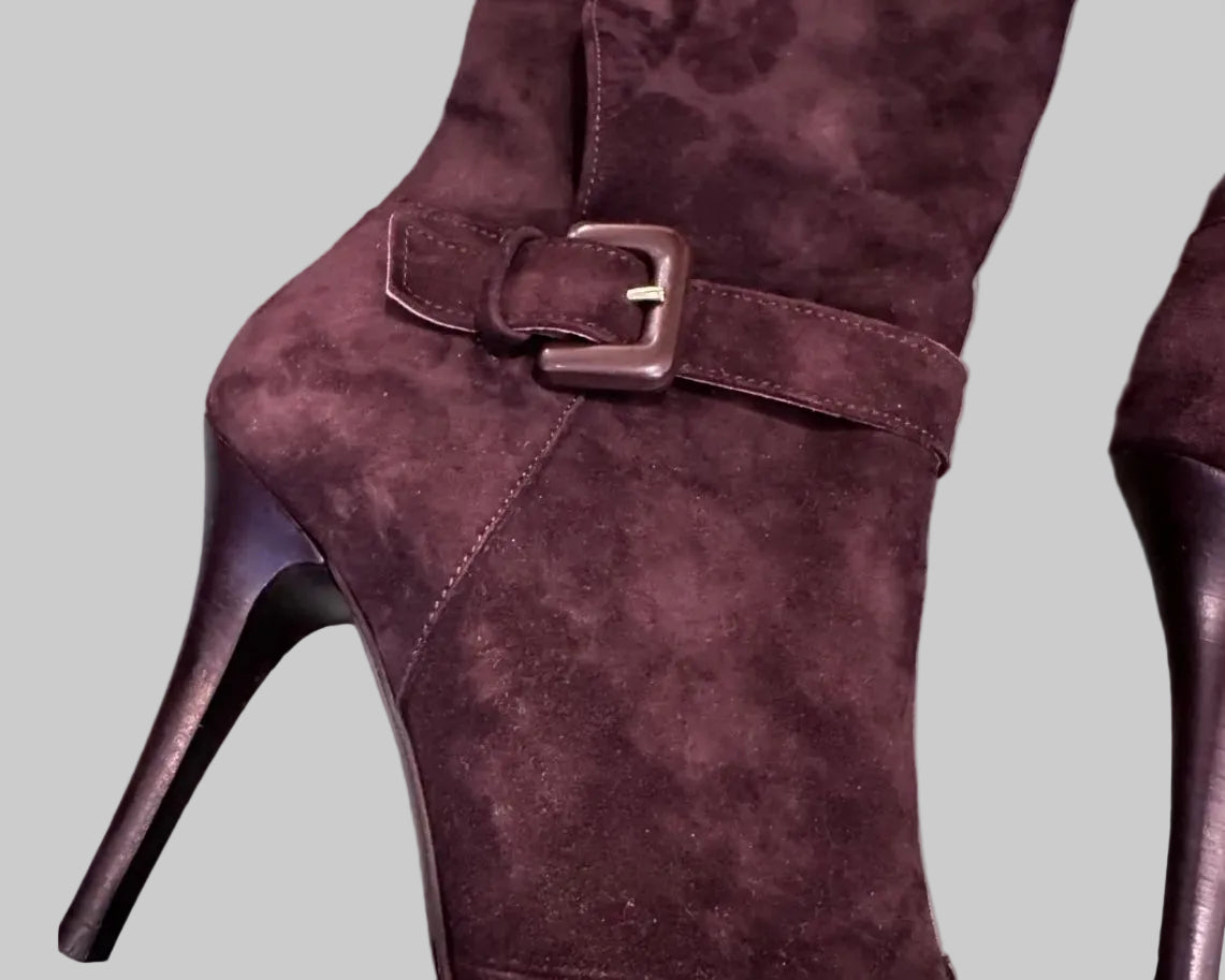 AB DONKERS SUEDE ANKLE BOOTS