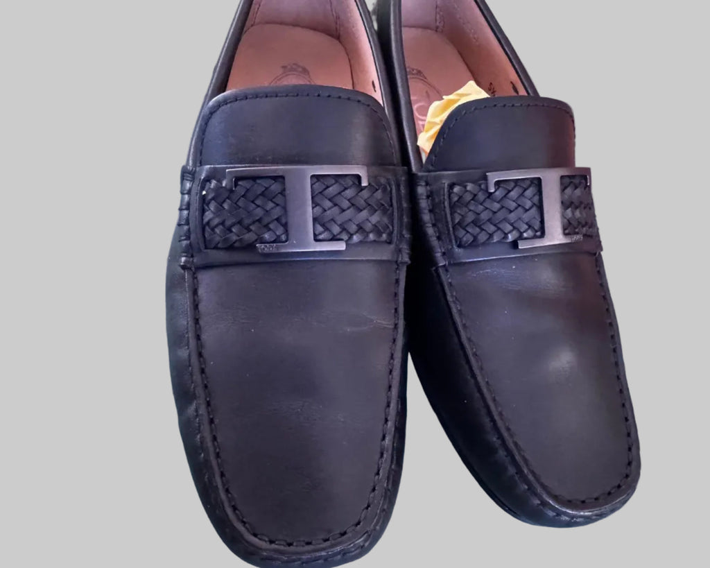 TOD'S LEATHER LOAFER