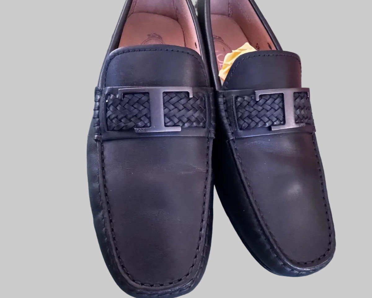 TOD'S LEATHER LOAFER